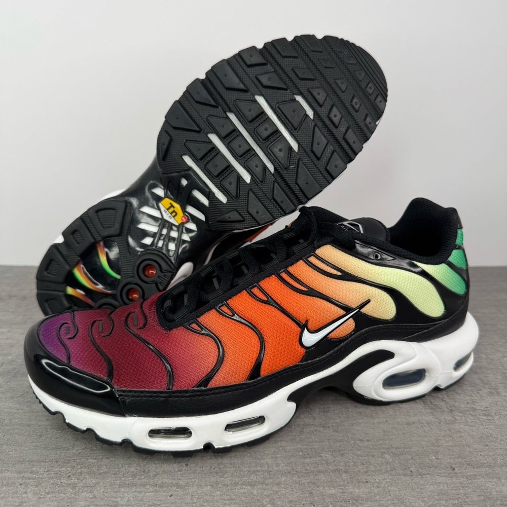 Nike Air Max Plus 'Rainbow' Sneakers DZ3670-001 Women's Size 9.5 - Picture 1 of 12